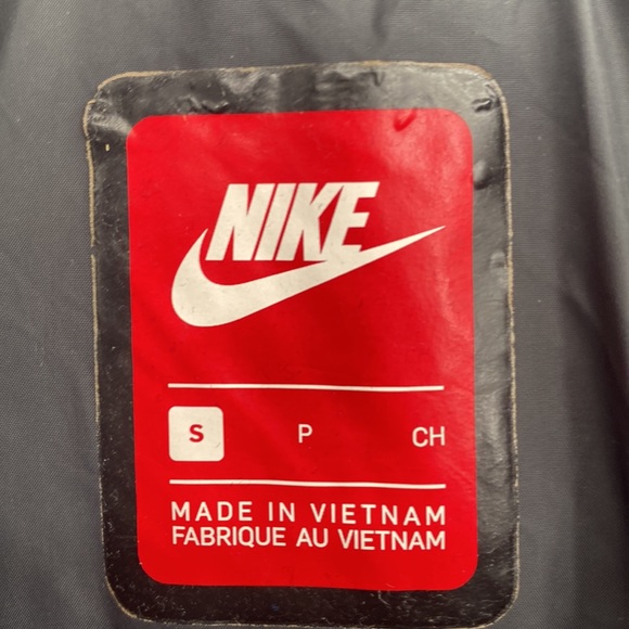 Nike Down Fill Puffer Jacket Asymmetrical Full Zip Hooded Black Size Small - Picture 9 of 15